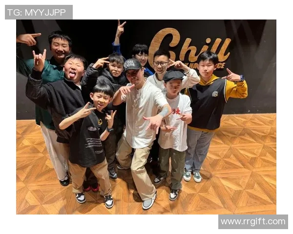 南京街舞队心理素质探讨：舞动自信与团队协作的心灵之旅