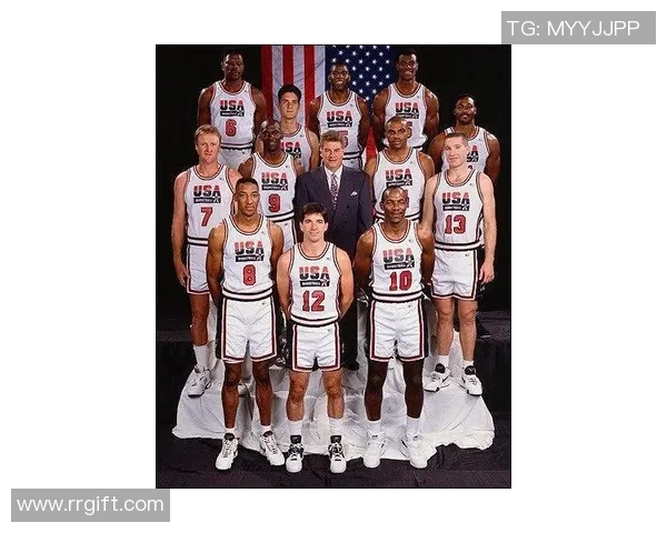 成都篮球队逆袭之旅揭秘：从低谷到巅峰的奋斗与荣耀