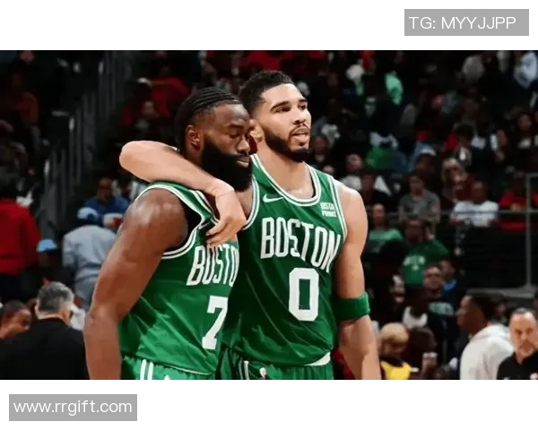 杰森塔图姆领衔波士顿凯尔特人队新赛季冲击总冠军的决心与挑战