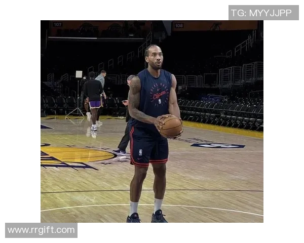 湖人快船对决前瞻分析球队状态与战术布局全解析