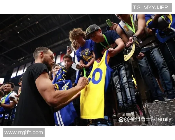 勇士与独行侠激战全场精彩瞬间回顾与分析