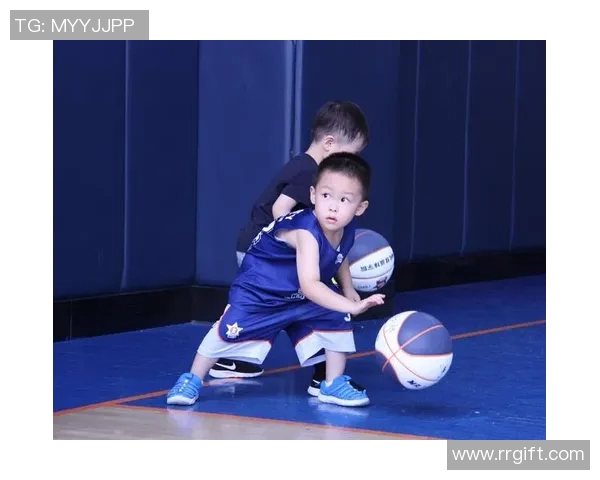 金州部队与文图拉县的激烈对决展现篮球魅力与团队精神 金州部队与文图拉县的激烈对决展现篮球魅力与团队精神