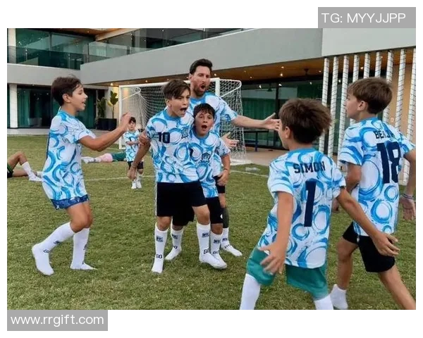 基尔梅斯与全男孩竞技的激烈对决展现足球魅力与战术智慧