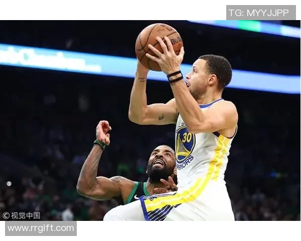 波尔多与勒芒的精彩对决谁能在足球场上笑到最后