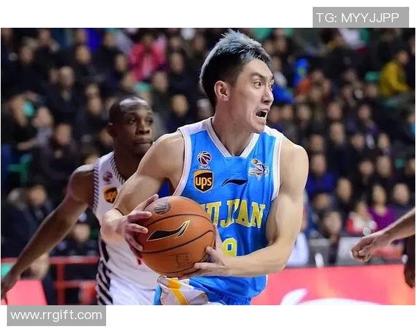 赵泰隆的篮球之路:从青涩少年到职业巨星的成长历程与奋斗故事 赵泰隆的篮球之路:从青涩少年到职业巨星的成长历程与奋斗故事