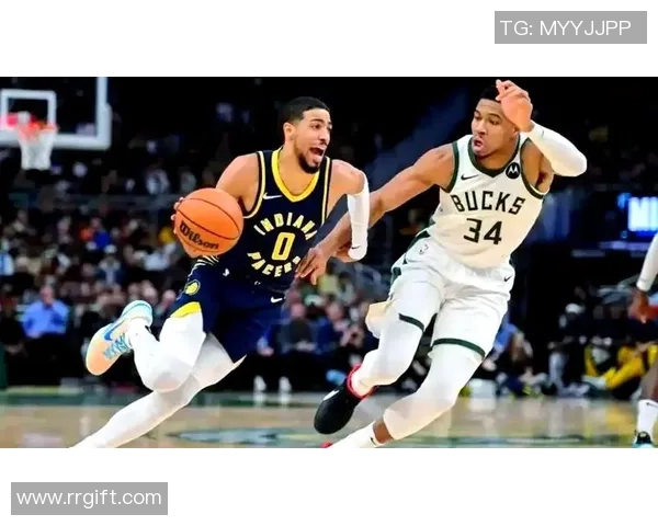 骑士与雄鹿激战12月21日球迷期待精彩对决与精彩表现